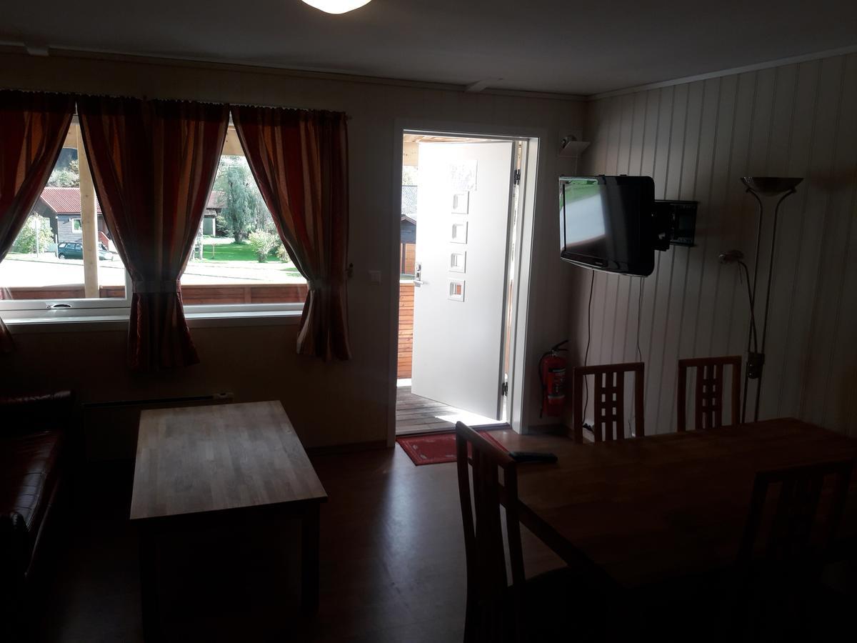 Ridderkroa Tresfjord Motel ภายนอก รูปภาพ